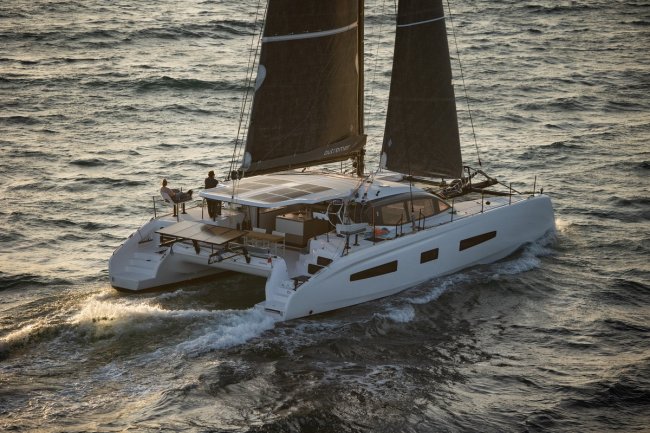 Sail in Style: The Top 10 Bluewater Sailing Yachts