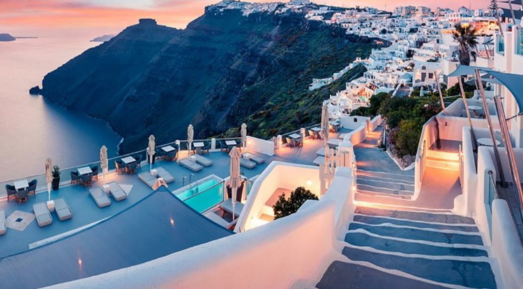 Discovering the Beauty of Santorini - Famous for its Breathtaking Views, Sunsets, and Volcanic Beaches