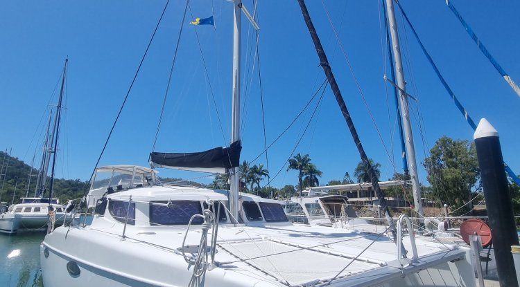 36ft-fountaine-pajot-mahe-36-evolution-sailing-catamaran